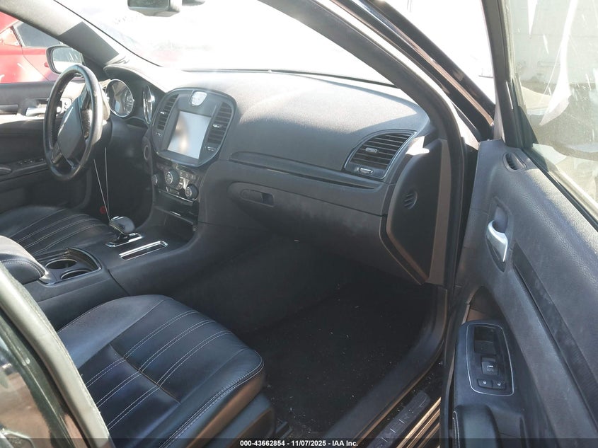 2C3CCABG4CH140724 2012 CHRYSLER 300 photo no. 5