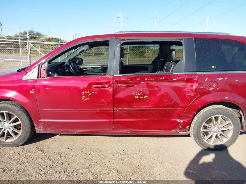 2015 Dodge Grand Caravan Sxt Plus VIN: 2C4RDGCG7FR659995 Lot: 43662914