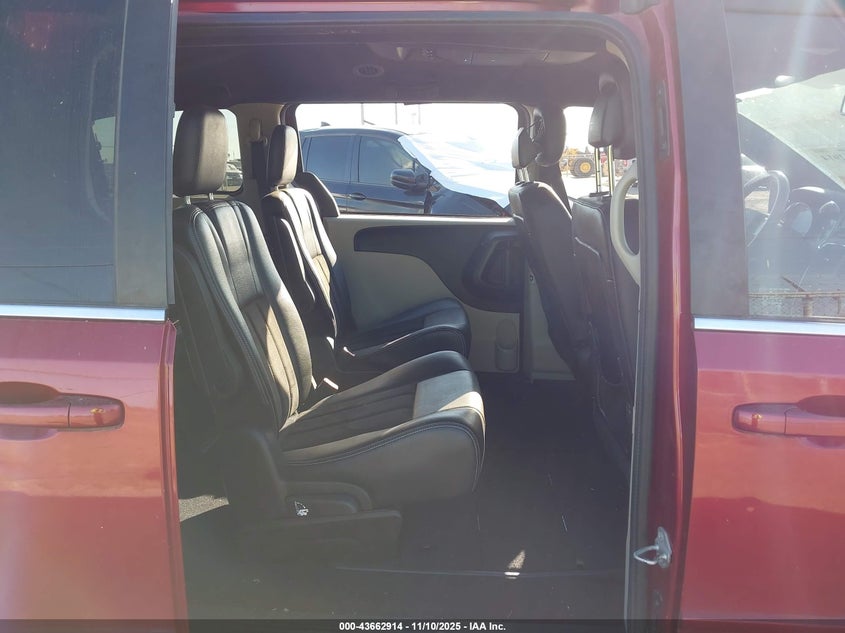 2015 Dodge Grand Caravan Sxt Plus VIN: 2C4RDGCG7FR659995 Lot: 43662914