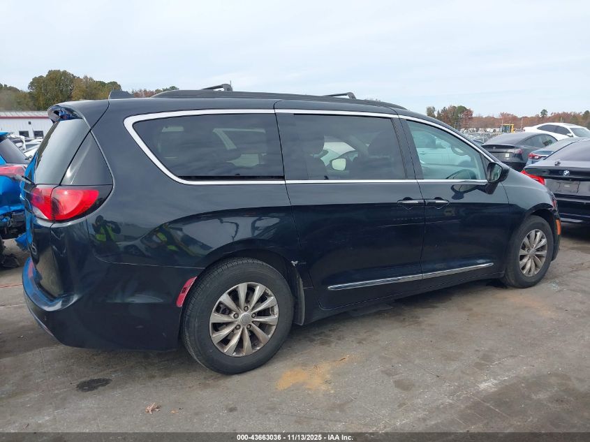 2017 Chrysler Pacifica Touring-L VIN: 2C4RC1BG6HR535091 Lot: 43663036