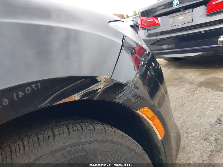 2017 Chrysler Pacifica Touring-L VIN: 2C4RC1BG6HR535091 Lot: 43663036