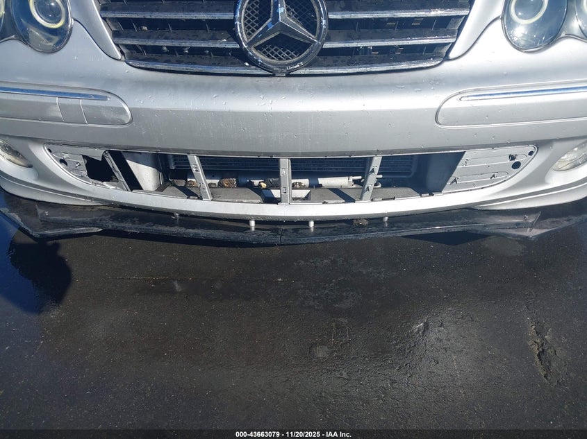 2005 Mercedes-Benz C 320 Luxury/Sport VIN: WDBRF64J05F569865 Lot: 43663079