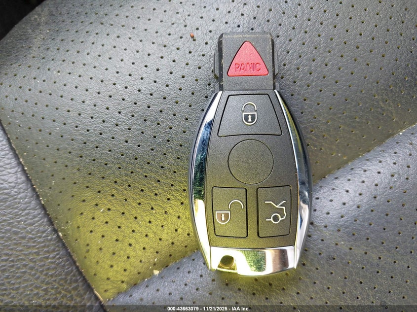 2005 Mercedes-Benz C 320 Luxury/Sport VIN: WDBRF64J05F569865 Lot: 43663079