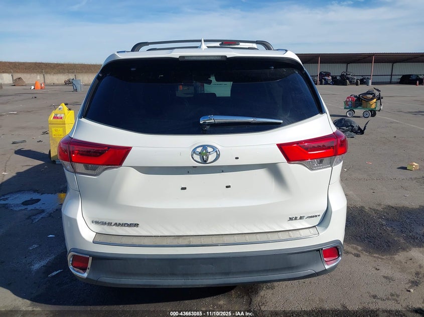 2018 TOYOTA HIGHLANDER XLE 5TDJZRFH3JS531459