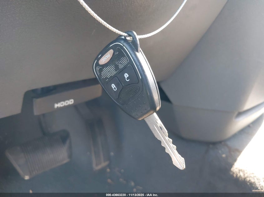 2008 Dodge Ram 1500 Slt VIN: 1D7HA18278J103679 Lot: 43663220