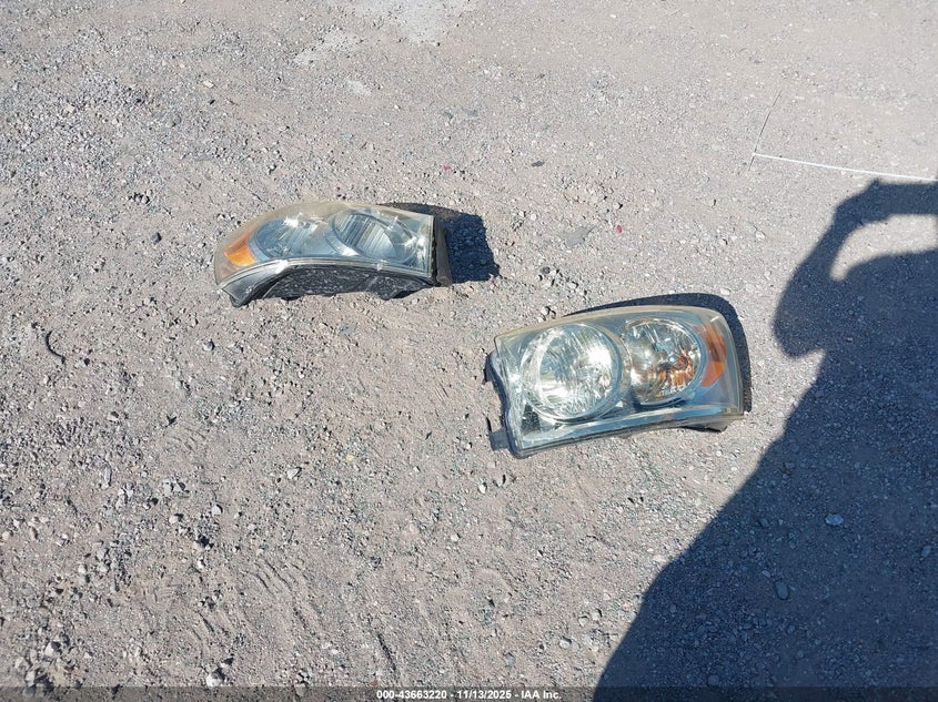 2008 Dodge Ram 1500 Slt VIN: 1D7HA18278J103679 Lot: 43663220