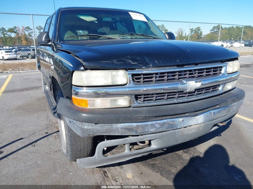 2000 Chevrolet Suburban 1500 Lt VIN: 3GNFK16T9YG201079 Lot: 43663262