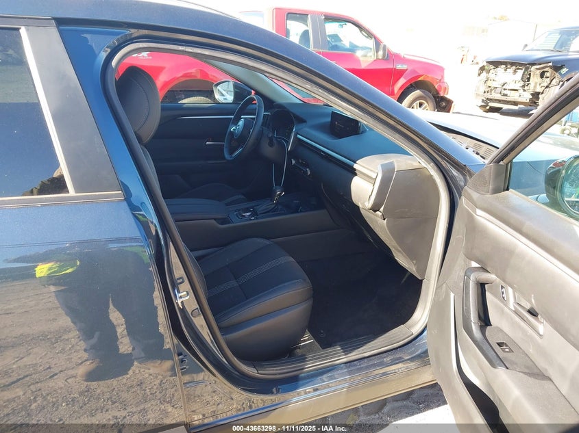 2025 Mazda Cx-50 2.5 S Preferred Package VIN: 7MMVABBM6SN311937 Lot: 43663298