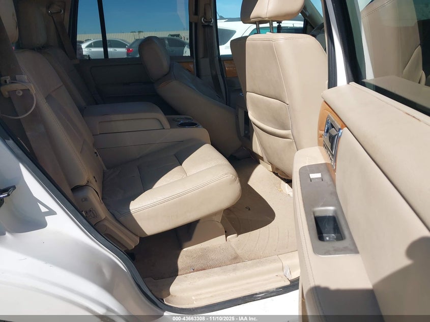 2008 Lincoln Navigator VIN: 5LMFU28508LJ12665 Lot: 43663308