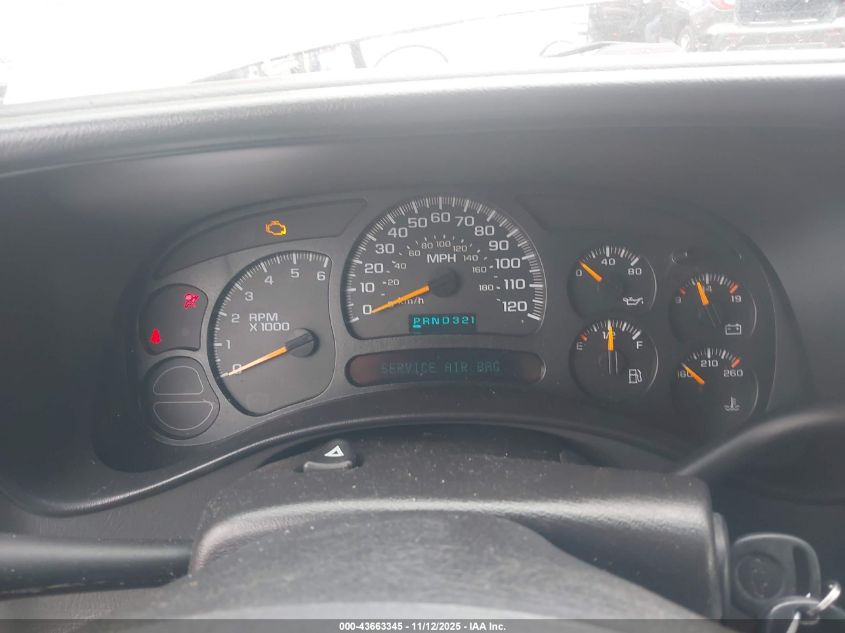 2005 Chevrolet Silverado 1500 Z71 VIN: 2GCEK13T051189787 Lot: 43663345