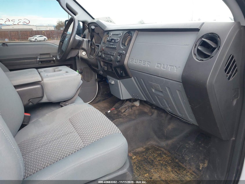 1FT8X3BT6FEA83386 2015 FORD F350 photo no. 6