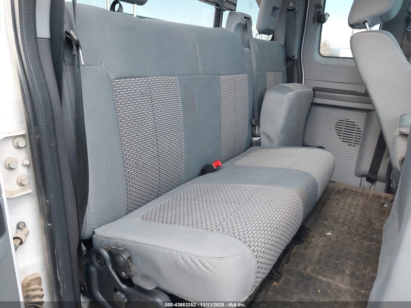 1FT8X3BT6FEA83386 2015 FORD F350 photo no. 7