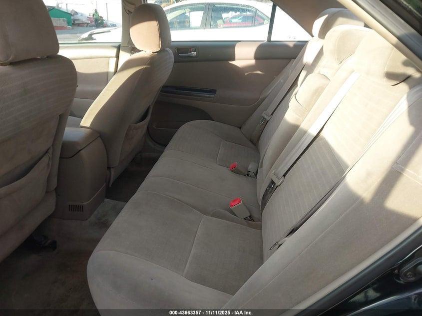 4T1BE32KX5U018978 2005 TOYOTA CAMRY photo no. 8