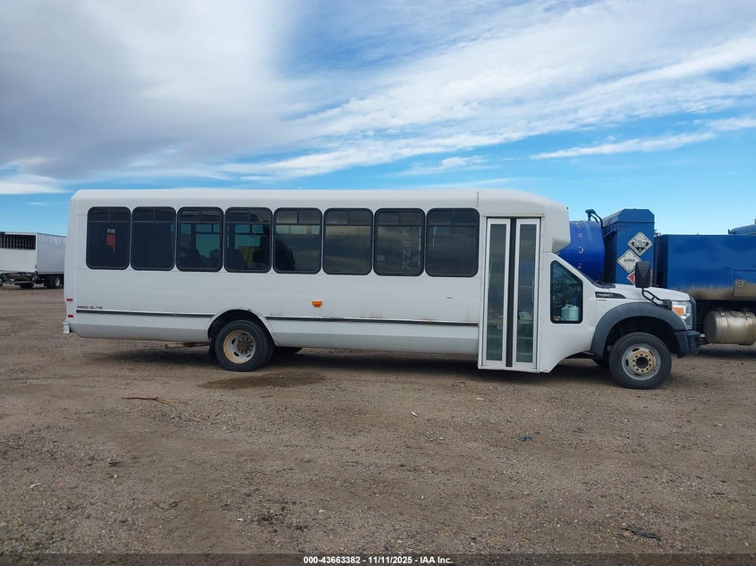 2011 Ford F-550 Chassis Xl VIN: 1FDAF5GT8BEB76960 Lot: 43663382