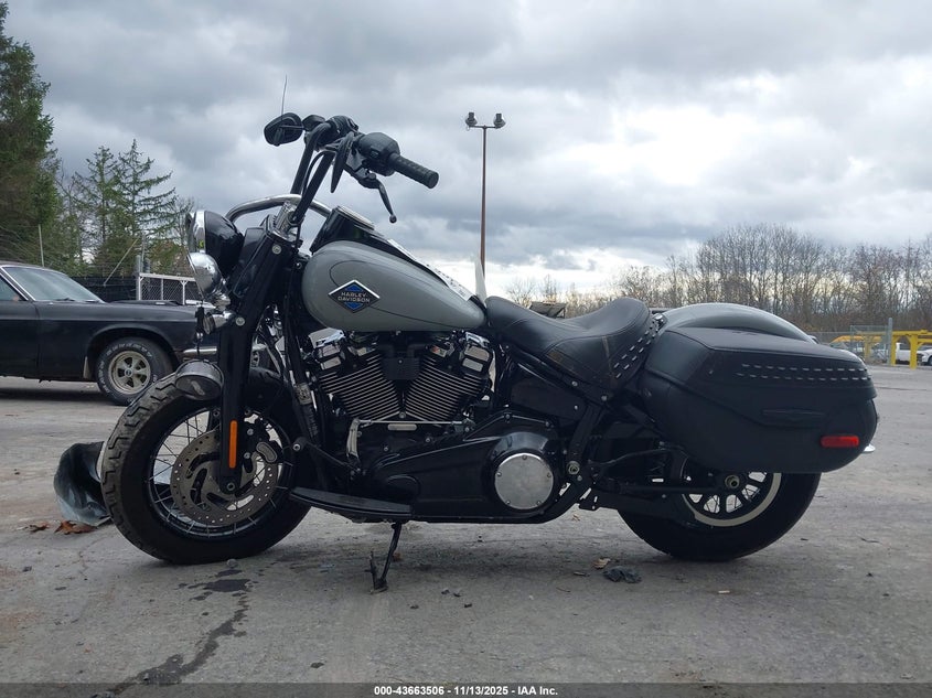 2025 Harley-Davidson Flhc VIN: 1HD1YA910SB017305 Lot: 43663506