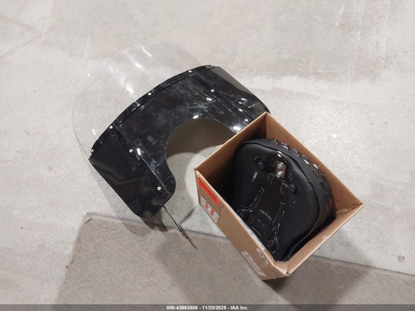 2025 Harley-Davidson Flhc VIN: 1HD1YA910SB017305 Lot: 43663506