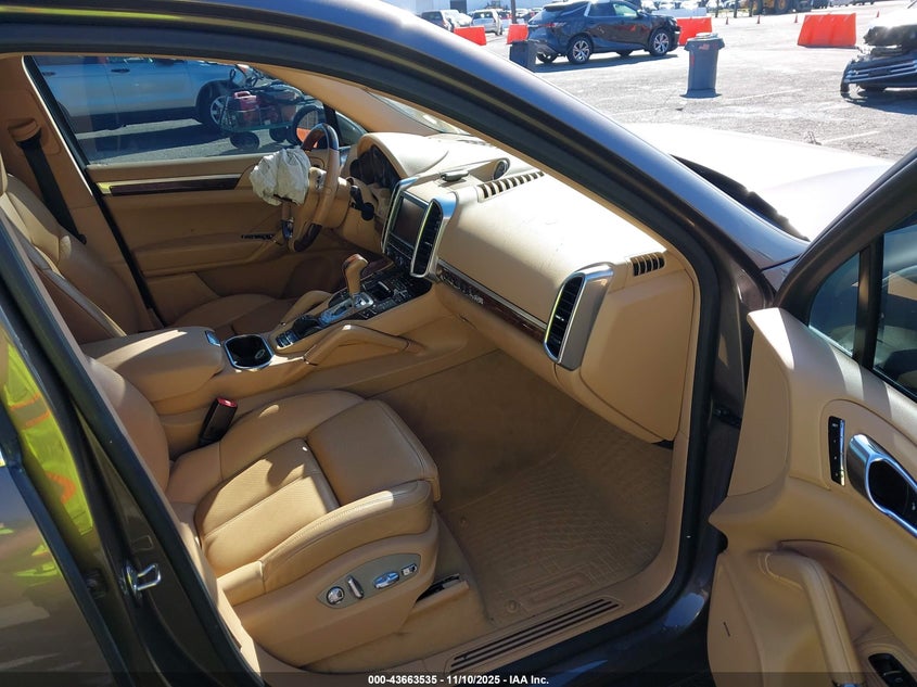 WP1AF2A28DLA32261 2013 PORSCHE CAYENNE photo no. 5