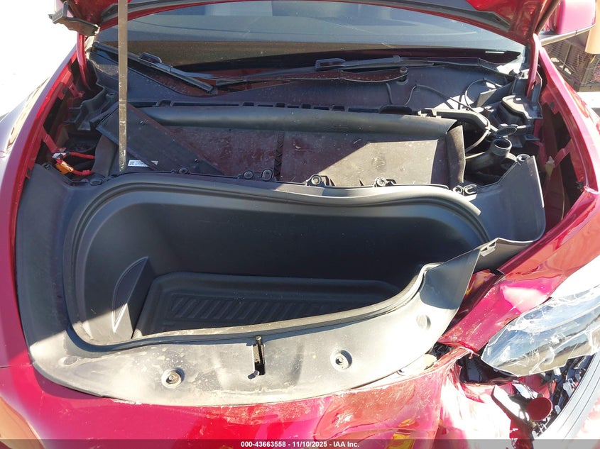 2024 Tesla Model Y Long Range Dual Motor All-Wheel Drive VIN: 7SAYGDEE6RF064717 Lot: 43663558