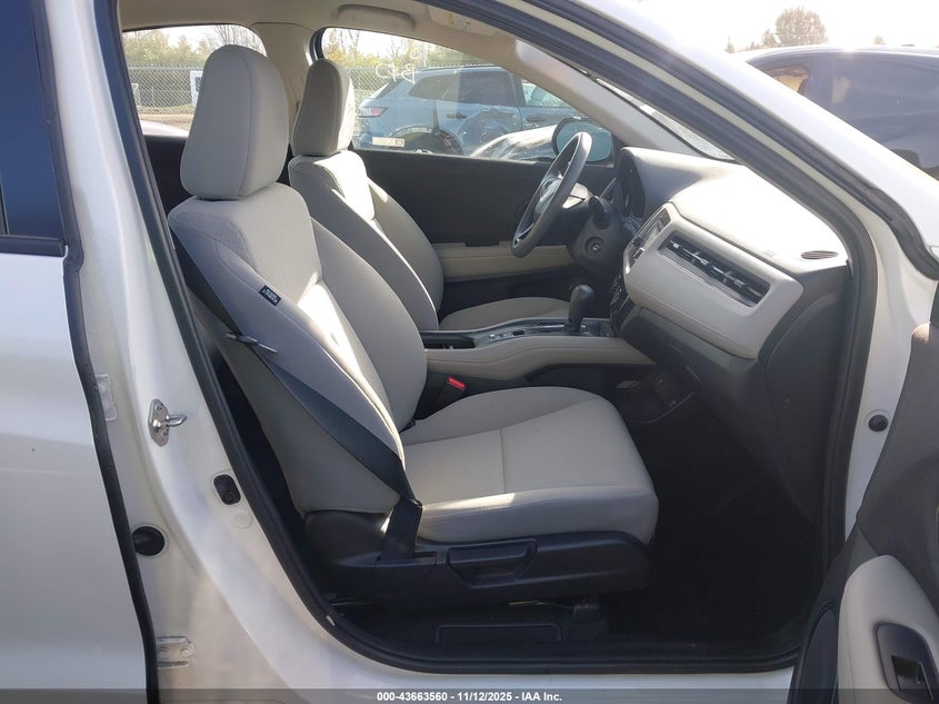 3CZRU6H30KM701810 2019 HONDA HR-V photo no. 5