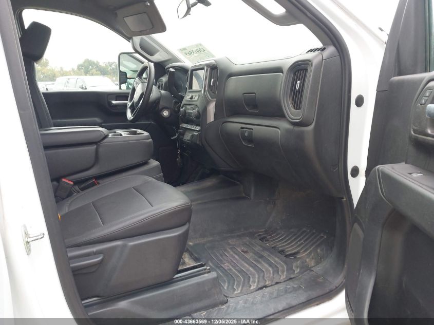 2022 Chevrolet Silverado 3500Hd Chassis Work Truck VIN: 1GB4YSE76NF288157 Lot: 43663569