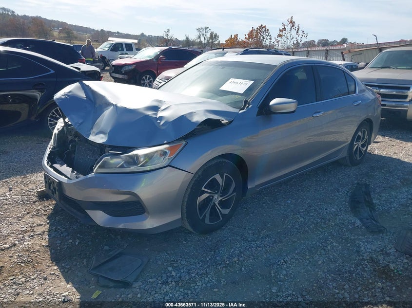 1HGCR2F33HA215203 2017 HONDA ACCORD photo no. 2