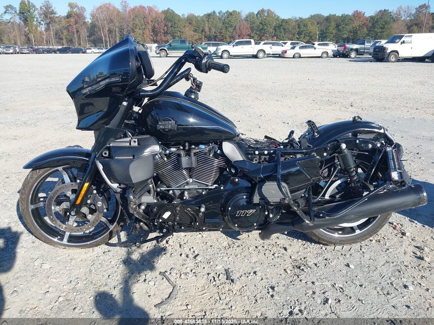 2025 Harley-Davidson Flhxu VIN: 1HD1AK714SB609481 Lot: 43663635