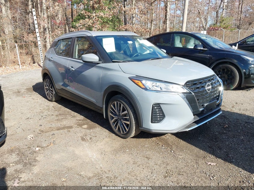 NISSAN KICKS SV XTRONIC CVT