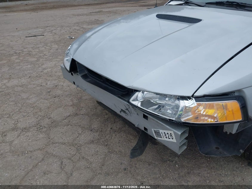 2000 Ford Mustang VIN: 1FAFP4045YF108287 Lot: 43663676