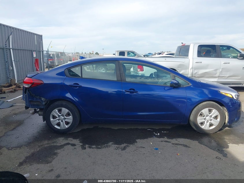 2017 Kia Forte Lx VIN: 3KPFK4A73HE049090 Lot: 43663780