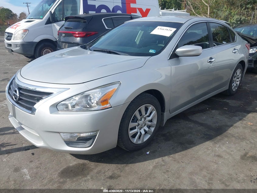 1N4AL3AP1DC248941 2013 NISSAN ALTIMA photo no. 2