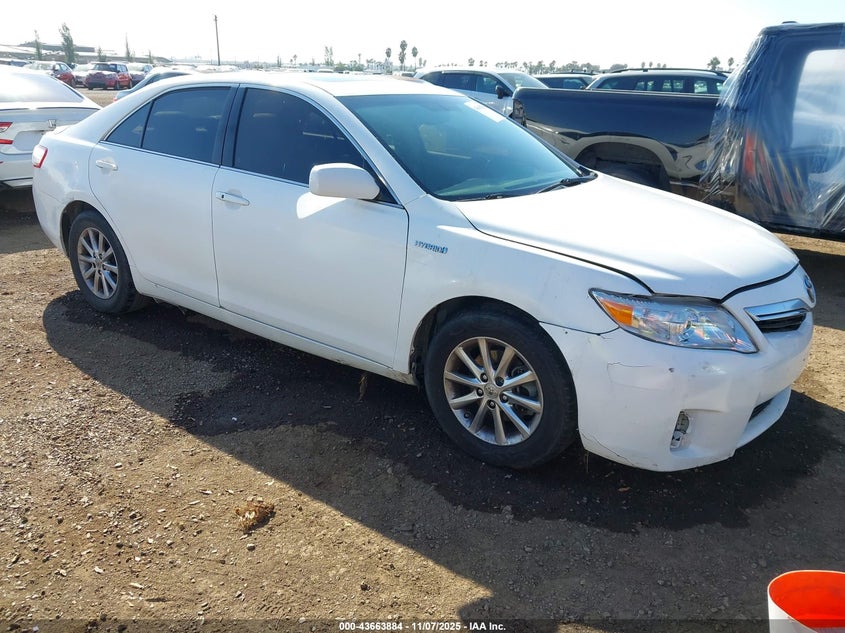 TOYOTA CAMRY HYBRID CAMRY HYBRID