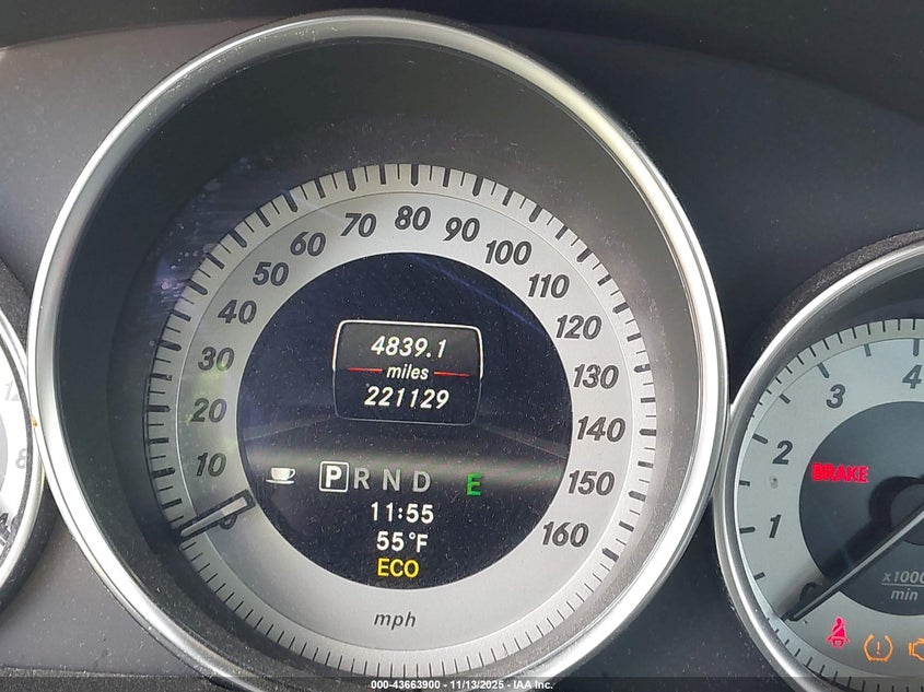 2013 MERCEDES-BENZ C 300 SPORT 4MATIC WDDGF8AB0DG144324