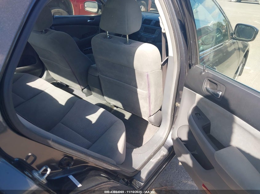1HGCM56384A133073 2004 HONDA ACCORD photo no. 8