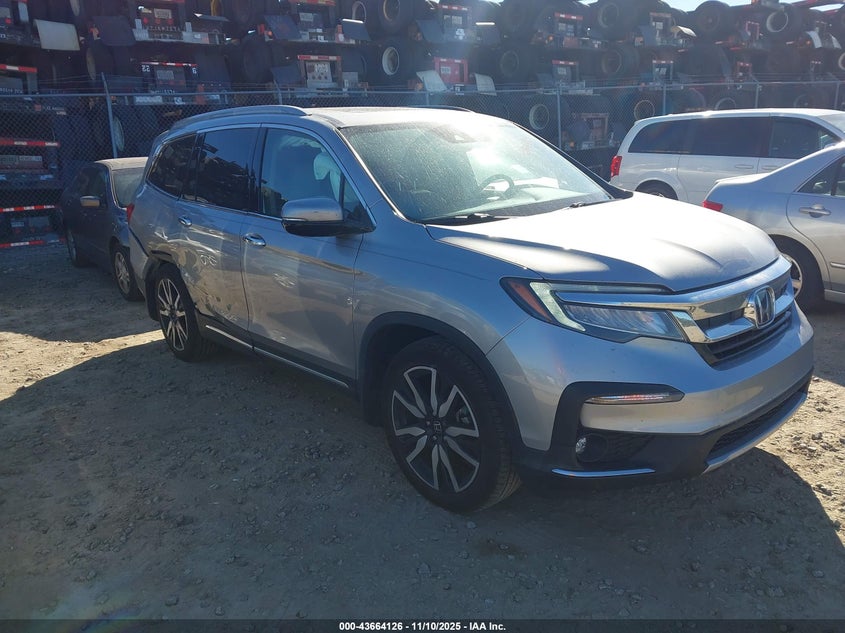 HONDA PILOT 2WD TOURING 7 PASSENGER