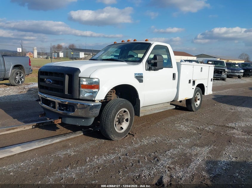 1FDNF215X9EA79831 2009 FORD F250 photo no. 2