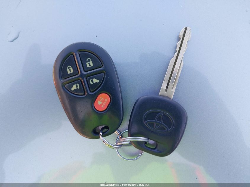 2011 Toyota Sienna Le V6 VIN: 5TDKK3DC2BS068177 Lot: 43664130