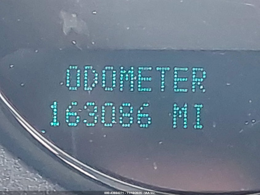 2013 Chevrolet Tahoe Lt VIN: 1GNSKBE02DR379289 Lot: 43664271