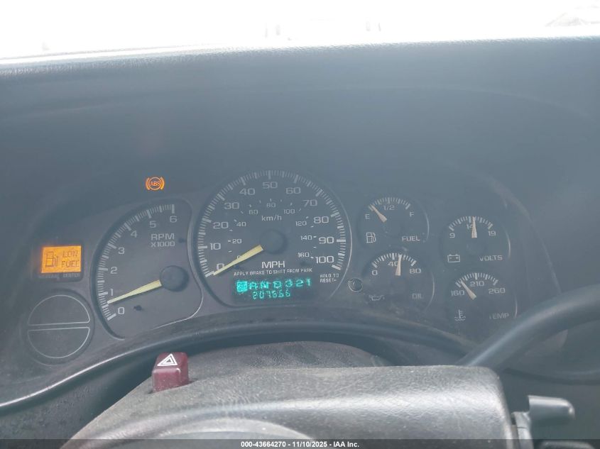 2000 Chevrolet Silverado 1500 Ls/Lt VIN: 2GCEK19T2Y1147097 Lot: 43664270