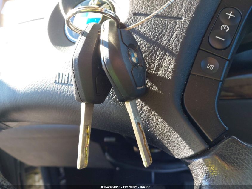 2004 BMW 325Xi VIN: WBAEU33494PM60925 Lot: 43664315