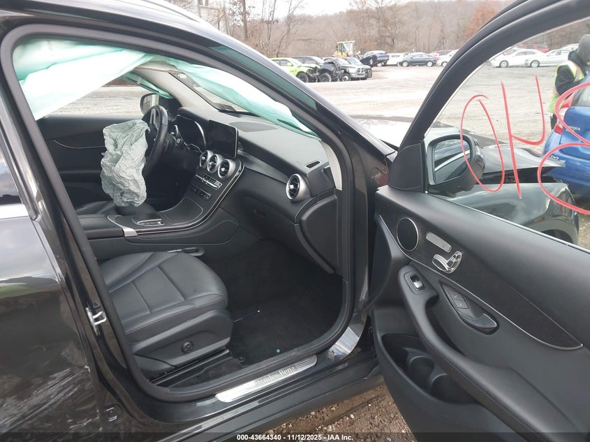 2021 MERCEDES-BENZ GLC 300 4MATIC SUV W1N0G8EB6MF883005