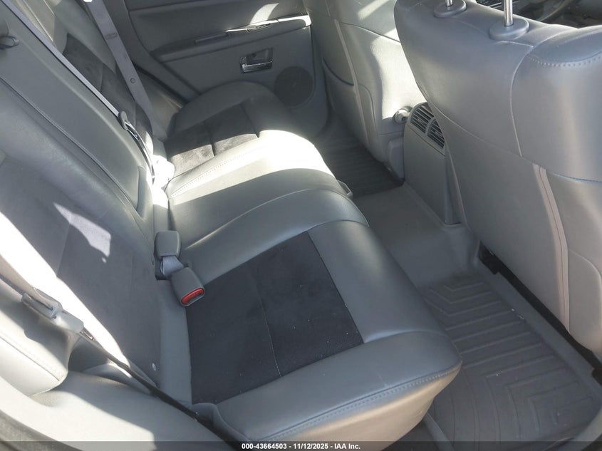 2006 Jeep Grand Cherokee Srt8 VIN: 1J8HR78326C300185 Lot: 43664503