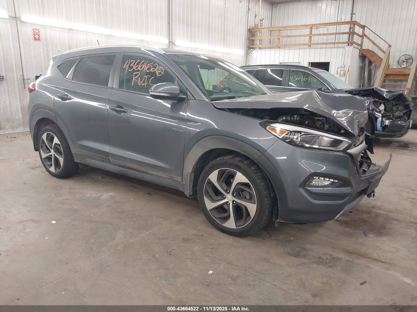 HYUNDAI TUCSON SPORT