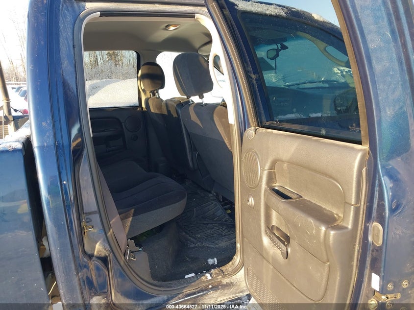 2004 Dodge Ram 1500 Slt/Laramie VIN: 1D7HU18D04S779565 Lot: 43664527