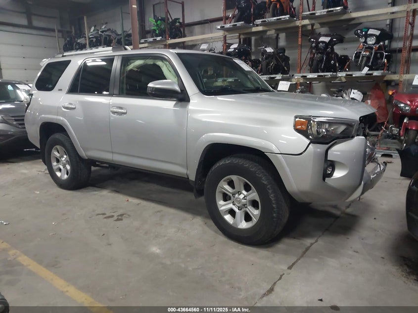 TOYOTA 4RUNNER SR5