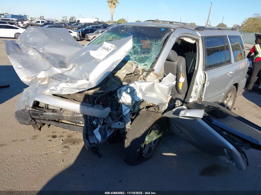 2HKYF18516H507654 2006 HONDA PILOT photo no. 2