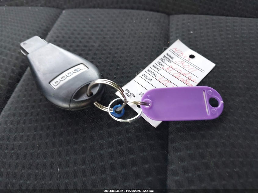 2011 Dodge Grand Caravan Express VIN: 2D4RN4DG3BR770034 Lot: 43664652