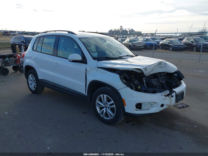 2017 VOLKSWAGEN TIGUAN 2.0T/2.0T S - WVGBV7AX8HK009636