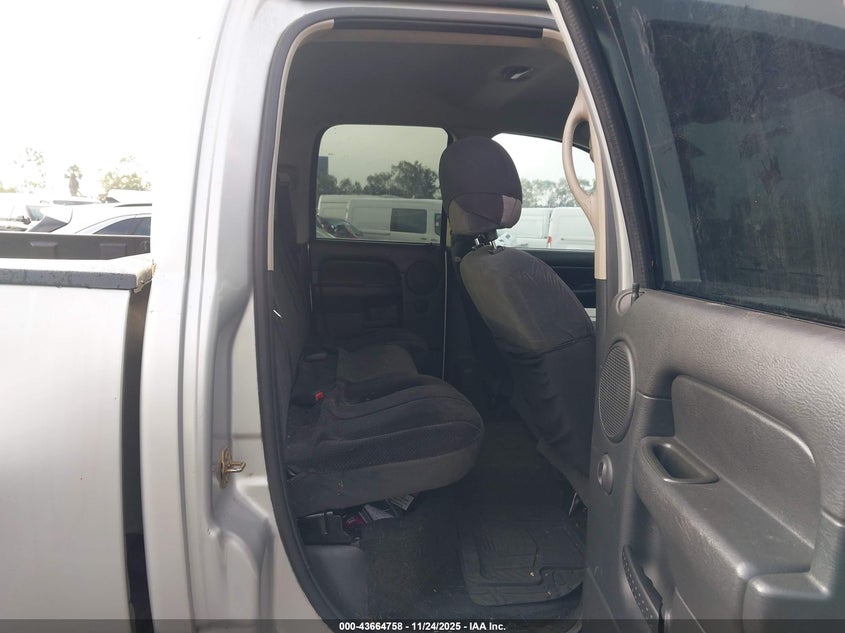 2005 Dodge Ram 1500 Slt/Laramie VIN: 1D7HA18D45J573603 Lot: 43664758