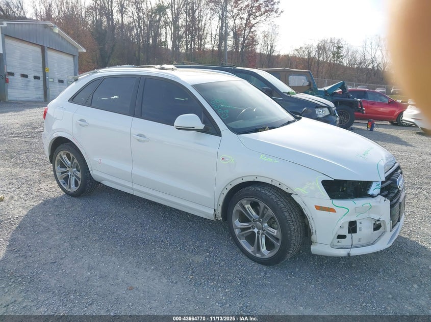 AUDI Q3 2.0T PREMIUM/2.0T SPORT PREMIUM