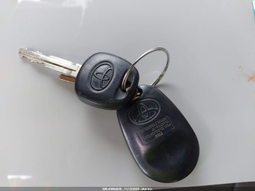 2004 Toyota Sienna Xle VIN: 5TDZA22CX4S116588 Lot: 43664838